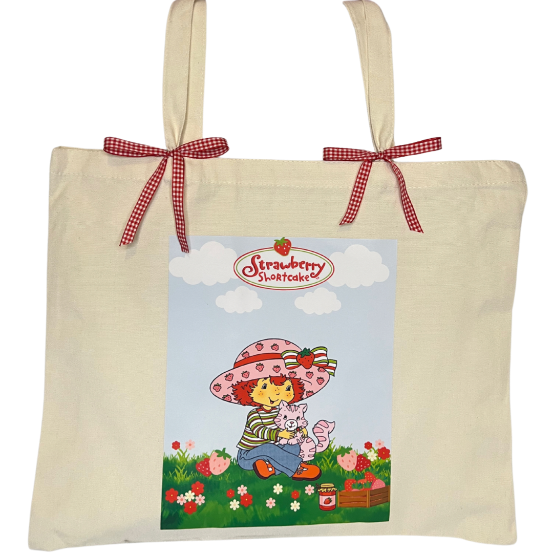 strawberry garden tote