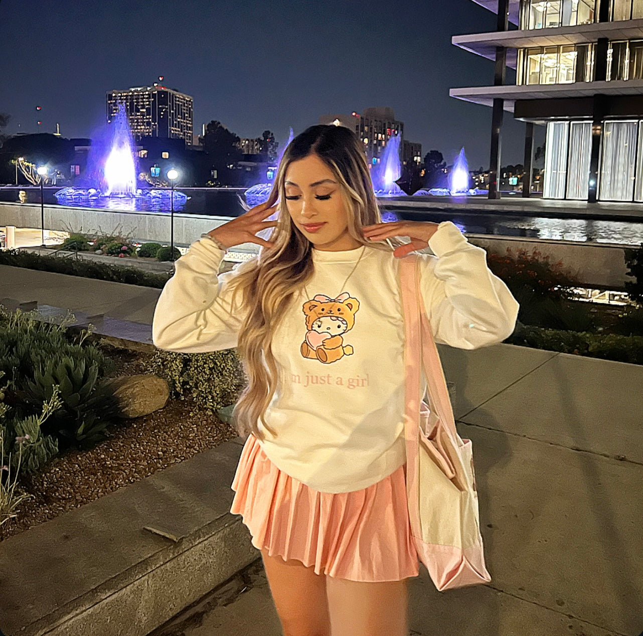 teddy kitty crewneck